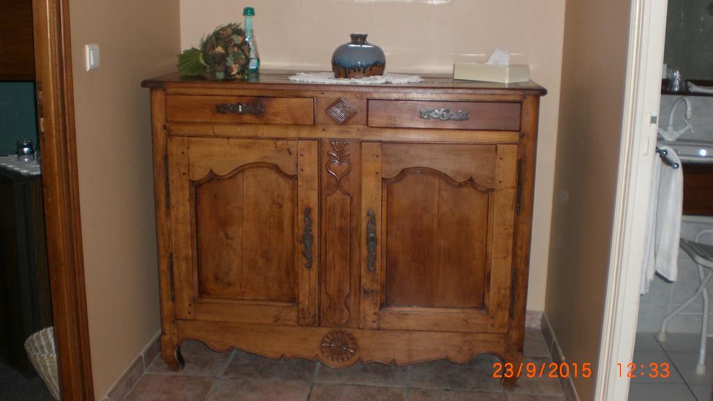 Auberge De L'Atre Quarré-les-Tombes Quarto foto